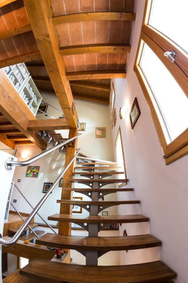 Bed and Breakfast La Piccola Torre Скандиано Экстерьер фото